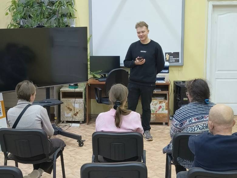 Студенческий отряд «Драккар» провел лекцию на тему «Как управлять временем и не потерять его»
